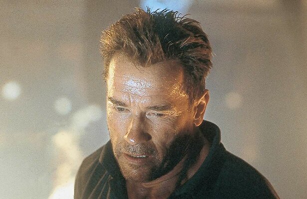 Arnold Schwarzenegger in Collateral Damage