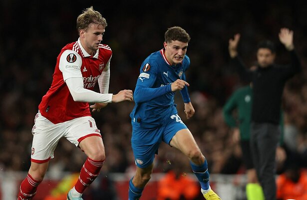 Guus Til & Rob Holding