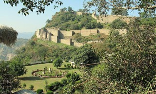 Auf schmaler Spur durch Indien