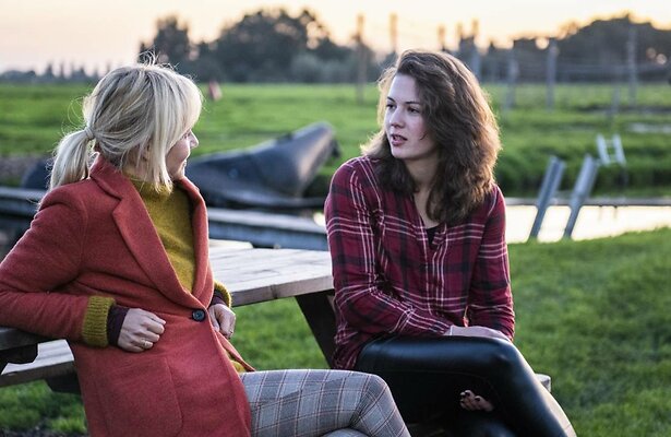 Boerin Annemiek Koekoek in Boer Zoekt Vrouw.