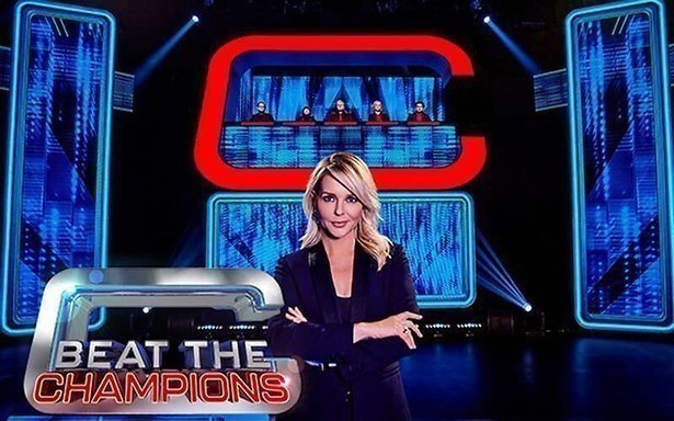 Chantal Janzen test kennis van bekende bollebozen