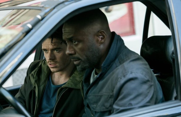 Richard Madden en Idris Elba in Bastille Day