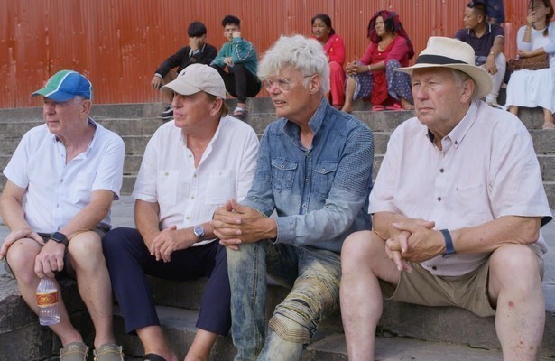 Frits Barend, Henny Huisman, Ad Visser & Edwin Rutten in Beter Laat Dan Nooit