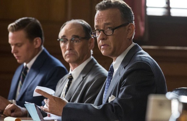 Billy Magnusson, Mark Rylance en Tom Hanks in Bridge of Spies