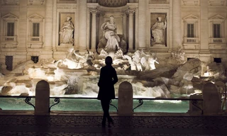 Anita Ekberg - Het meisje in de Trevifontein