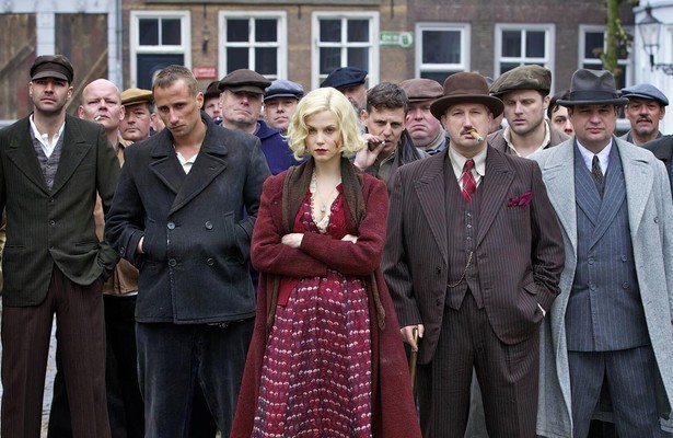 Sylvia Hoeks in De Bende van Oss