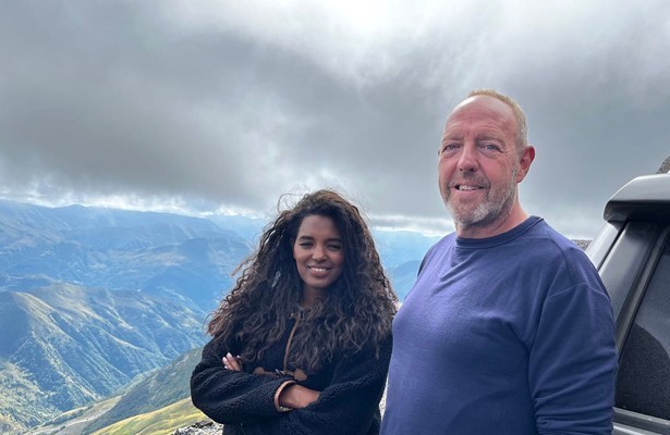 Sosha Duysker en Harry Piekema voor De Gevaarlijkste Wegen