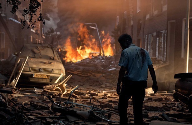 Joes Brauers als wijkagent Paul in De Vuurwerkramp