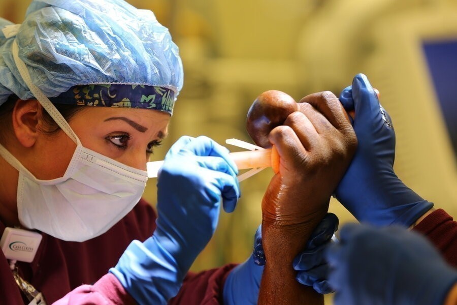 Dr. Pimple Popper: Pop ups