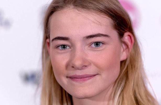 Emma Wortelboer mag Nederlandse punten uitdelen bij Songfestival