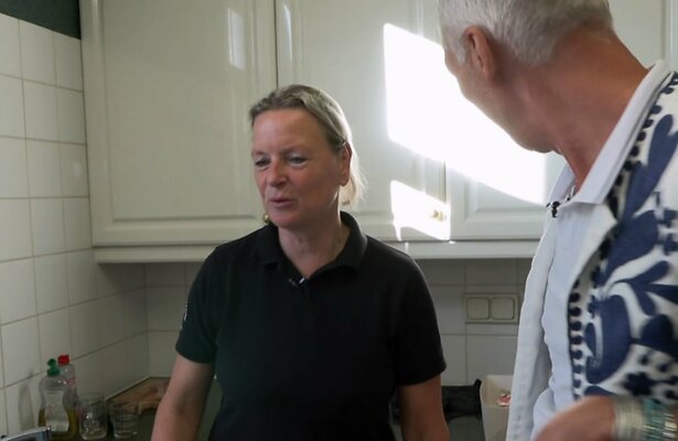 Erica Renkema in Chateau Meiland