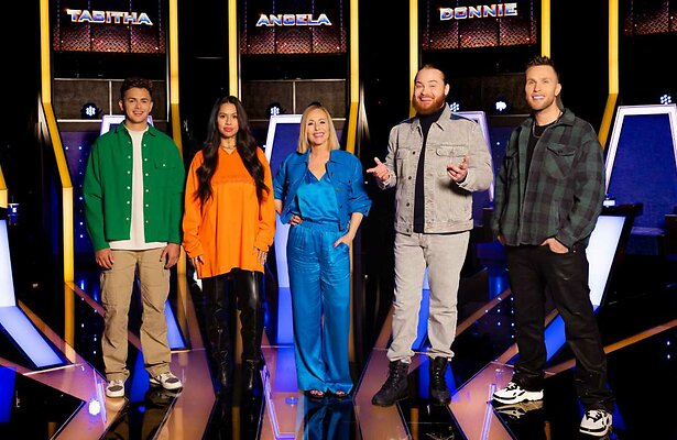 Flemming, Tabitha, Angela Groothuizen, Donnie en Nicky Romero voor The Talent Scouts