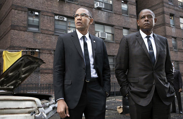 Godfather of Harlem: Nigel Thatch (Malcolm X) en Forest Whitaker (Bumpy Johnson)