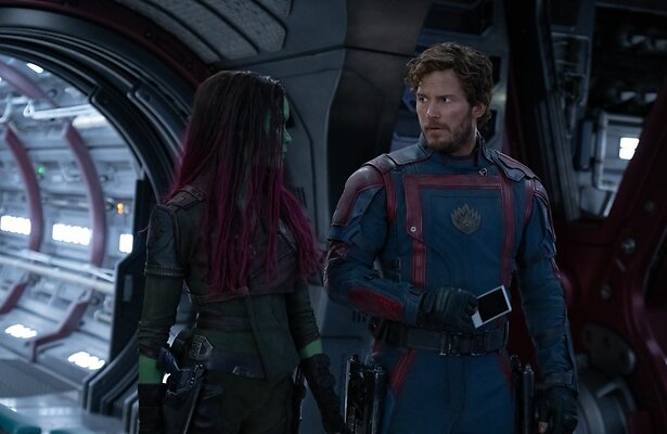 Zoe Zaldana en Chris Pratt in Guardians of the Galaxy Vol. 2