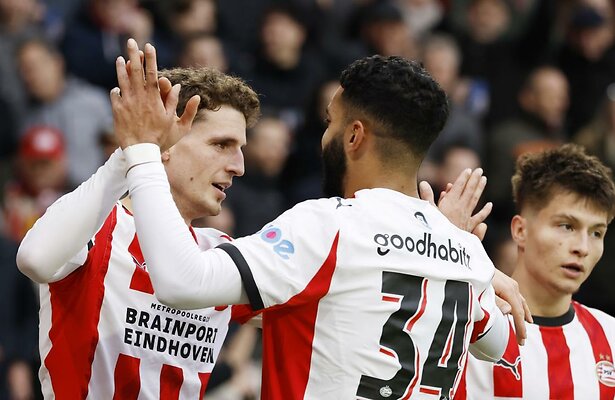 Guus Til en Ismael Saibari (PSV)