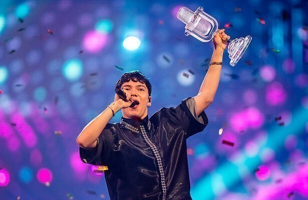 Oostenrijkse zanger JJ in de finale van het Eurovisie Songfestival 2025