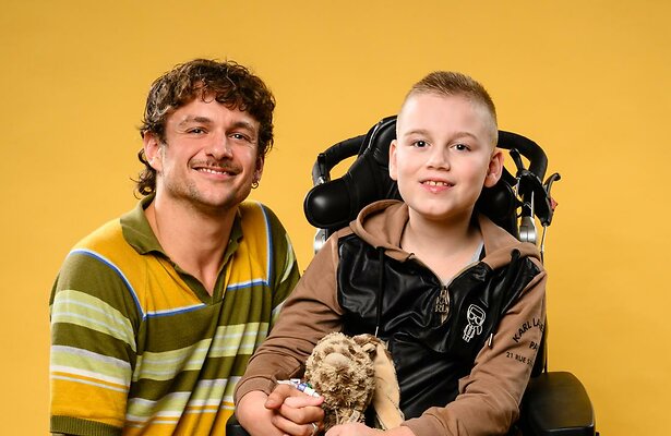 Jurre Geluk en Logan uit Niet Klein te Krijgen