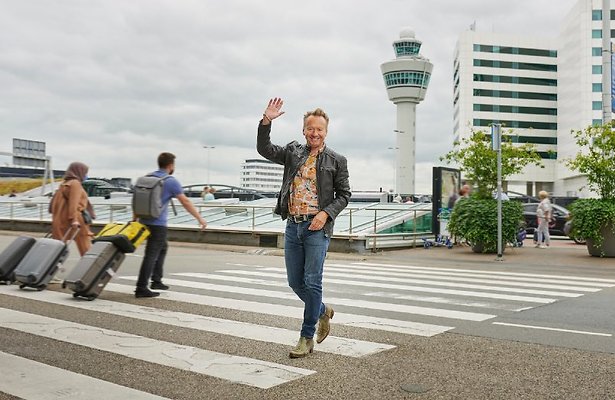 Hello Goodbye, Joris Linssen