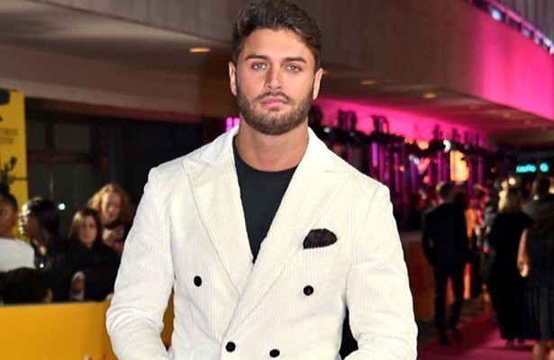 Love Island-ster Mike Thalassitis (26) overleden