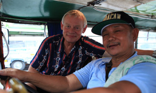 Martin Clunes: Islands of the Pacific