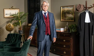 Mr. Frank Visser: wordt u al geholpen?