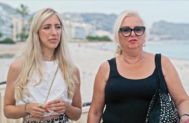 Denise en Monique in De Hanslers