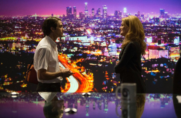 Jake Gyllenhaal en Rene Russo in Nightcrawler