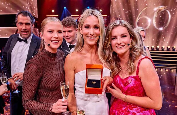 Noa Vahle, Hélène Hendriks en Merel Ek