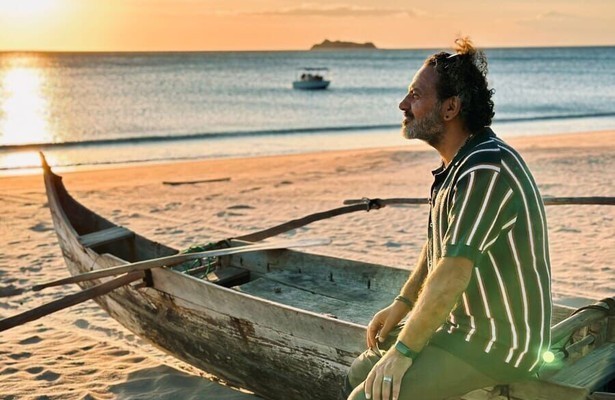 Kefah Allush in Oases