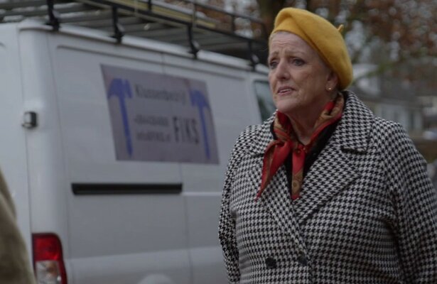 Pamela Teves in GTST