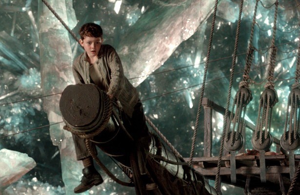 Levi Miller in Pan