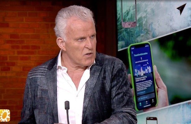 Peter R. de Vries kritisch over corona-apps