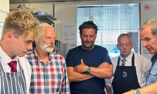 Signed: Robson Green's Weekend Escapes