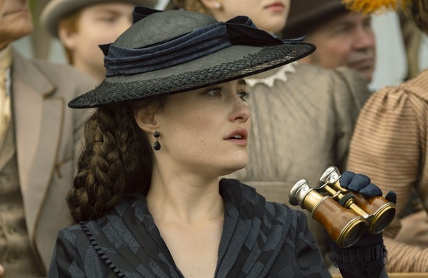 Dominique Devenport in Sisi