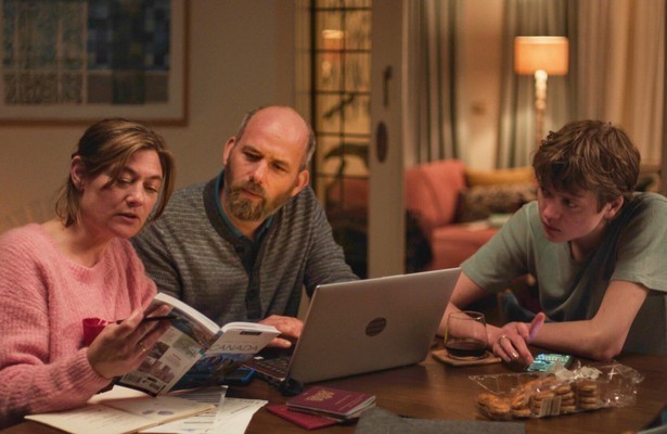 Hanneke Scholten, Rienus Krul en Pier Bonnema in Telefilm: En Iemand Anders