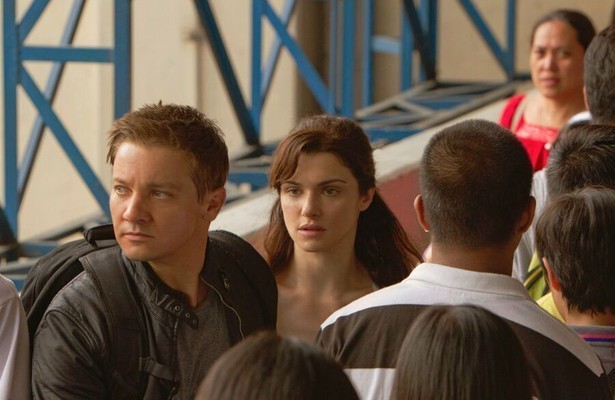 Rachel Weisz en Jeremy Renner in The Bourne Legacy