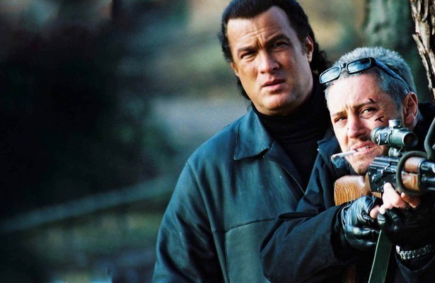 Steven Seagal en Max Ryan in The Foreigner