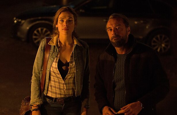 Kim (Anna Drijver) & Bob (Tom Waes)