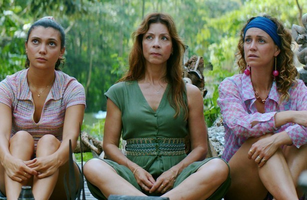 Tara Hetharia, Nadja Hupscher en Anouk Maas in Verliefd op Bali