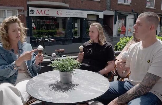 Tim en Lisa met Leonie ter Braak in Voor Hetzelfde Geld