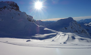Winteridylle in Vorarlberg: Auf Skiern über Berg und Tal
