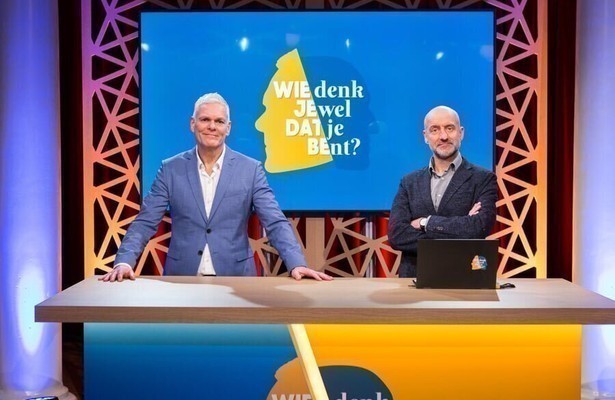 Joep van Deudekom en Rob Urgert voor Wie Denk Je Wel Dat Je Bent?