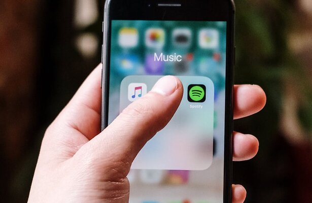 De spannendste series in april - Mis deze topseries op Netflix en Videoland niet!