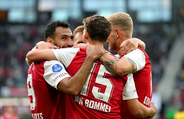 Vangelis Pavlidis, Dani de Wit, Ruben van Bommel en Jens Odgaard van AZ