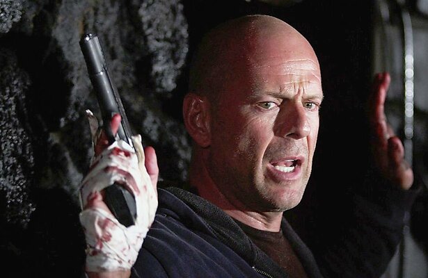 Bruce Willis in Hostage
