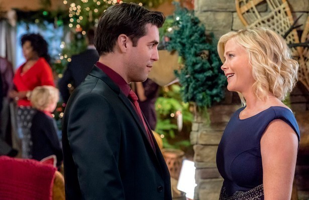 Alison Sweeney in Christmas At Holly Lodge
