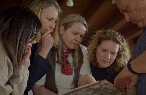 Tea, Lemja, Mirela en Lidija uit De Bus naar Mostar