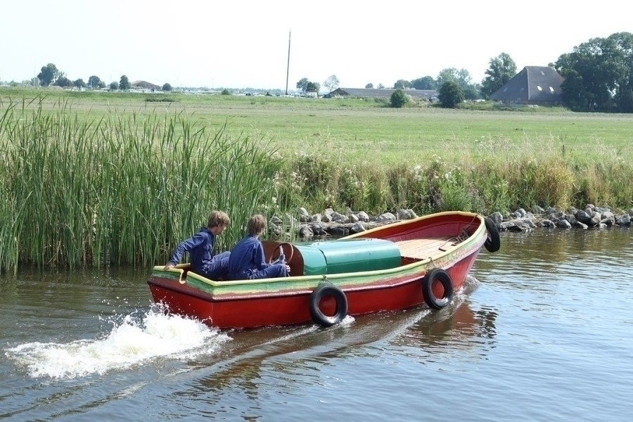 De Kameleon aan de ketting