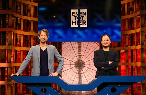 Jeroen Woe en Niels van der Laan voor Even tot Hier
