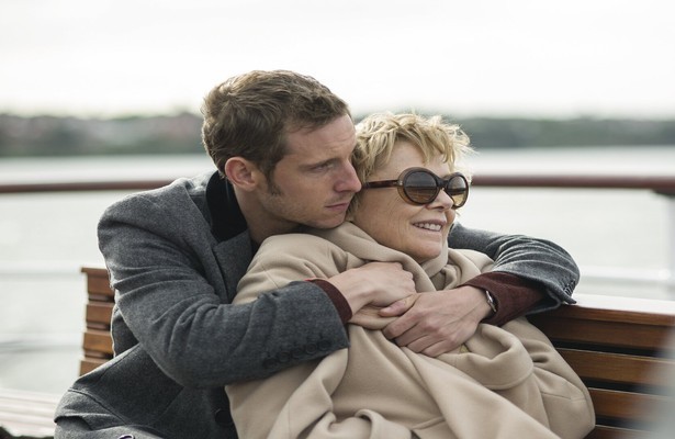 Annette Bening en Jamie Bell in Film Stars Don't Die in Liverpool